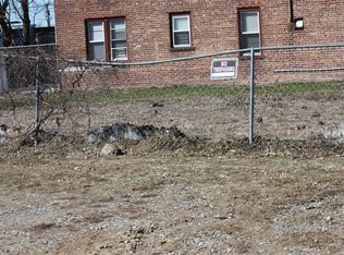 95 S Franklin St, Hempstead, NY 11550