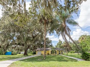 328 SE 2nd St, Fort Meade, FL 33841