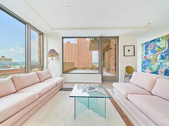 4th image of 521 W 134th St #Phe