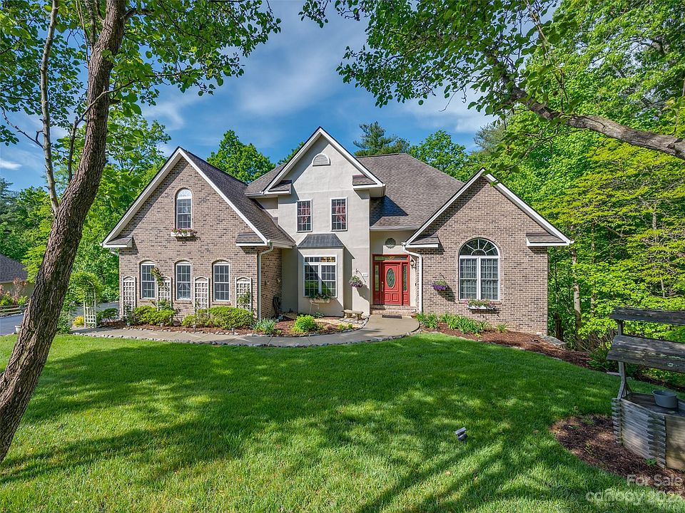 1st image of 417 Kanuga Forest Dr