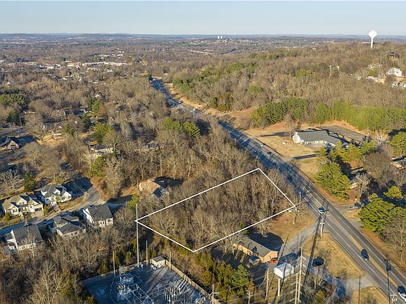 5th image of N Ridgely Dr #6