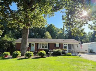 1438 Riverview Cir, Fort Lawn, SC 29714