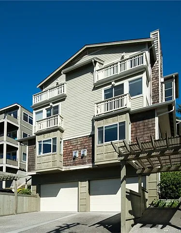 2819 14th Ave W #B