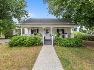205 Hunter St, Apex, NC 27502
