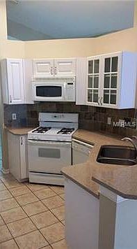 4th image of 2152 Brandon Park Cir