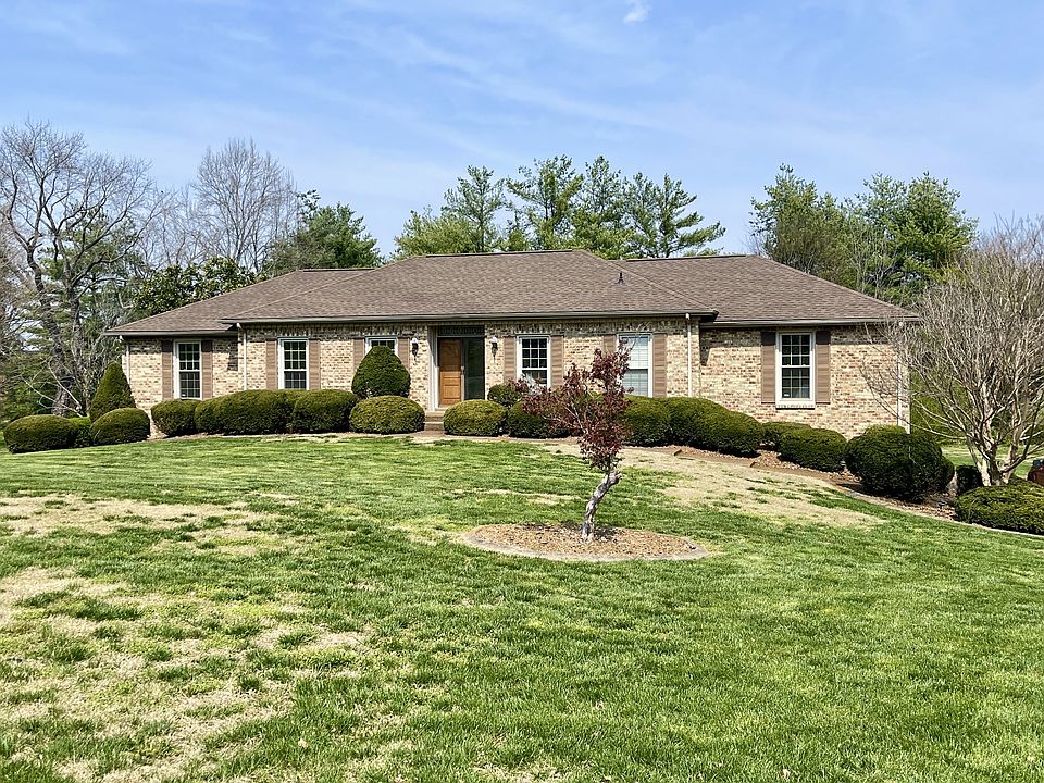 1st image of 9236 Queensboro Ct