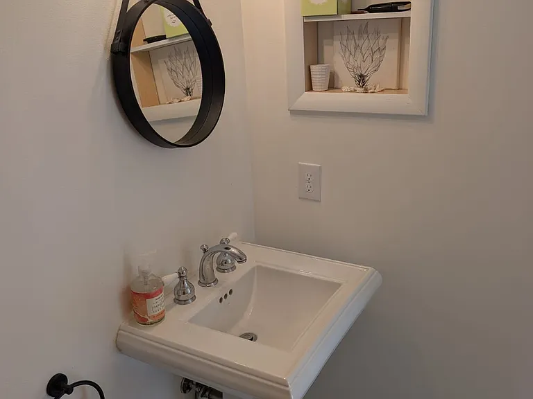 440 Eastbrooke Ln — Photo 5