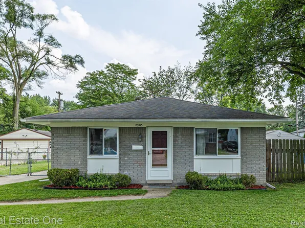 25513 Annapolis St, Dearborn Heights, MI 48125