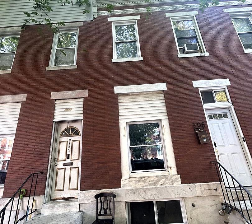 2nd image of 506 N Kenwood Ave