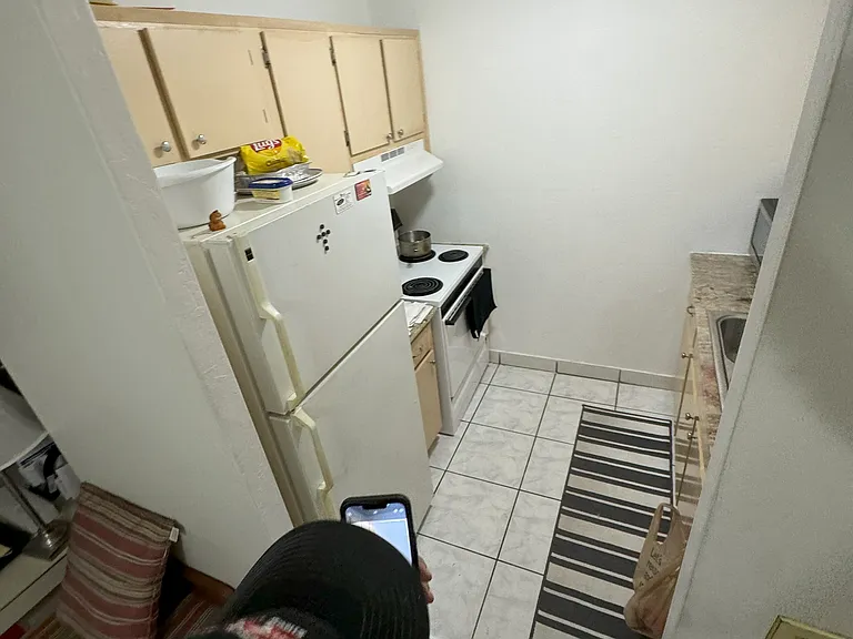710 NE 46th Ct #3 — Photo 8