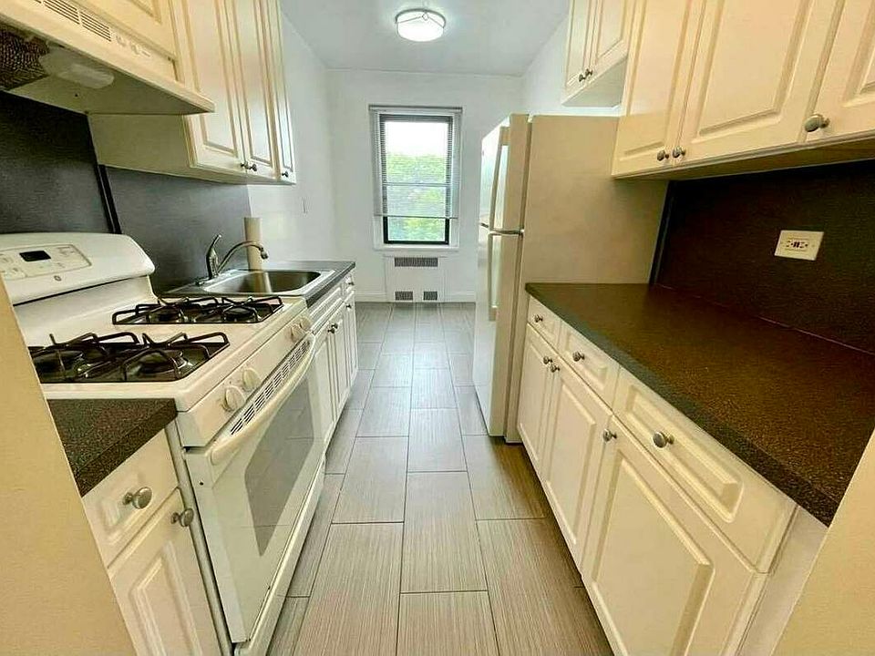 1st image of 172-90 Highland Ave #6FF