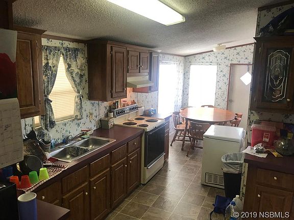 2nd image of 1224 Windsor Dr
