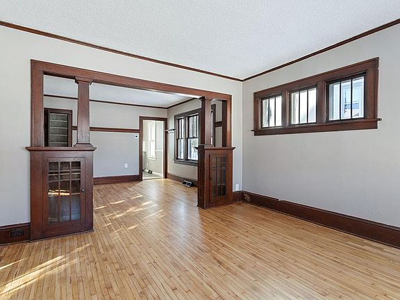 4th image of 5137 44th Ave S