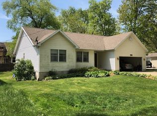 3813 S Hillcrest Rd, Knox, IN 46534