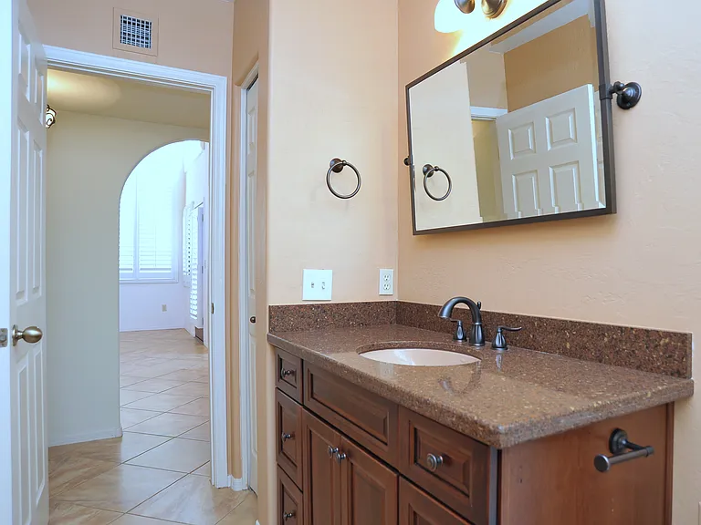 1600 E Deer Shadow Ln — Photo 39