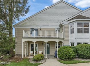165 Tulip Ln, Freehold, NJ 07728
