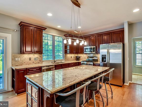 2nd image of 21497 Hearthstone Ct