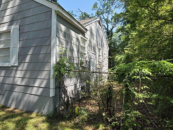 2nd image of 4338 Deborah Ave