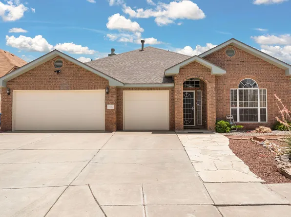 7532 Rosette Dr NW, Albuquerque, NM 87120