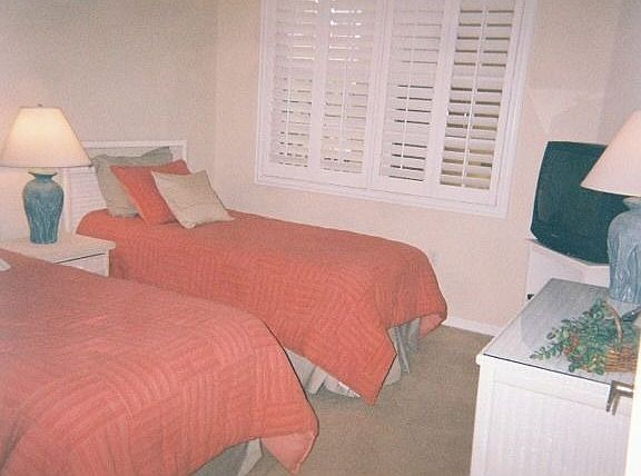 5th image of 4834 Hampshire Ct APT 104