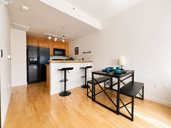5th image of 910 SE 42nd Ave Suite 240