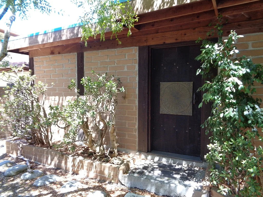 3219 Serra Ave photo 1