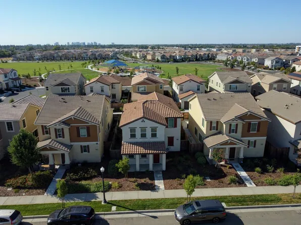 2488 Amelia Earhart Ave, Sacramento, CA 95834