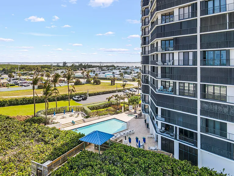 9650 S Ocean Dr #106 — Photo 42