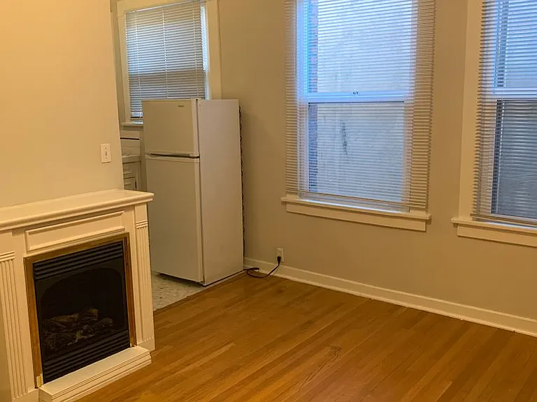 1631 NW Everett St #102 — Photo 11