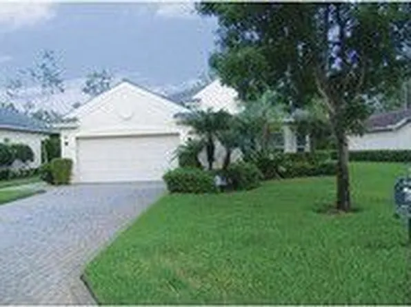 2850 Lone Pine Ln, Naples, FL 34119