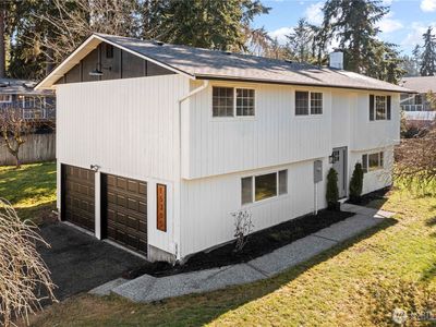 15305 18th Avenue Ct E, Tacoma, WA, 98445