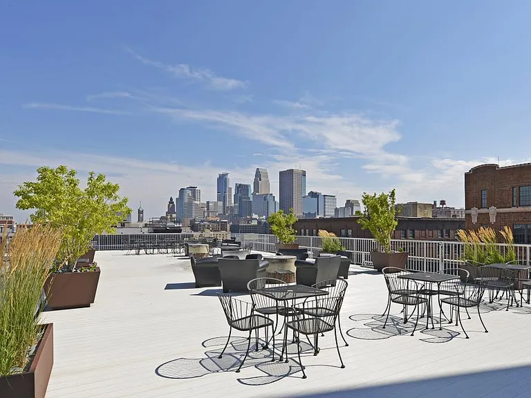 700 Washington Ave N #208 — Photo 16