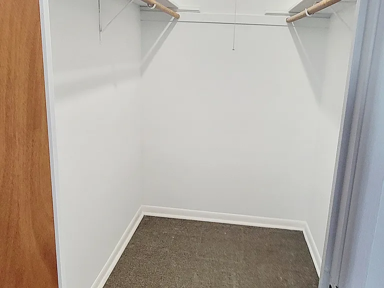 9220 Seymour Ave #2W — Photo 12