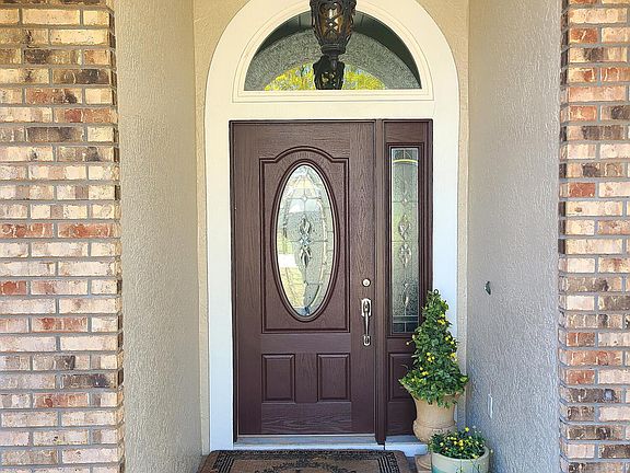 3rd image of 2449 Willowbrook Rd