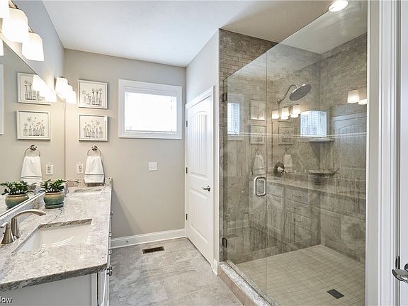 3rd image of 7897 Cantle Ct