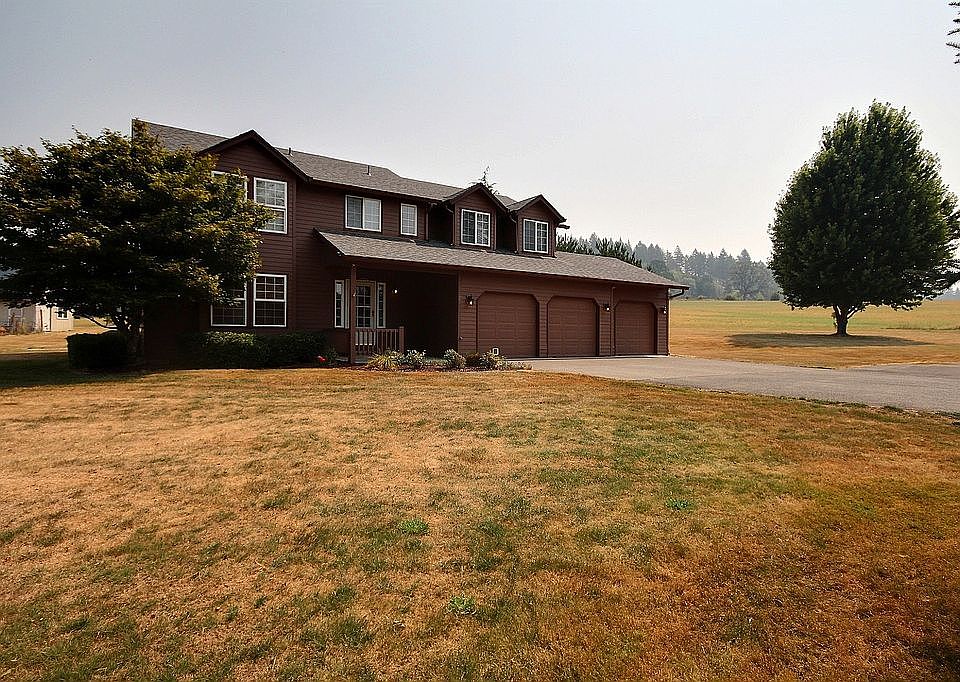 1st image of 28101 NE 176th Pl