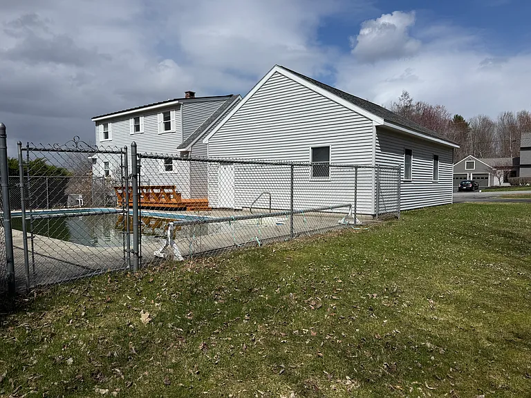 25 Mount Vista Dr — Photo 11