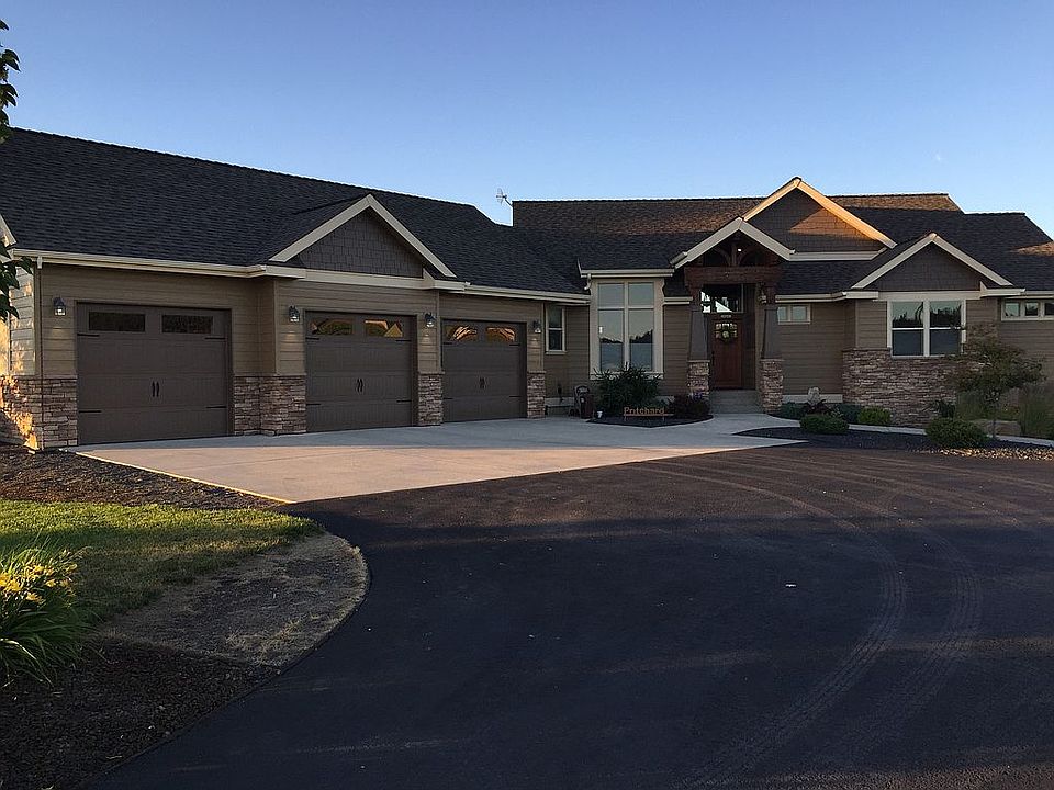 Exterior entrance view