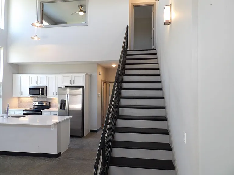 10907 Cole Thompson Ln — Photo 42