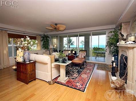 3rd image of 2549 W Gulf Dr Unit 101