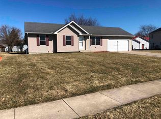 719 N Williams St, Nappanee, IN 46550