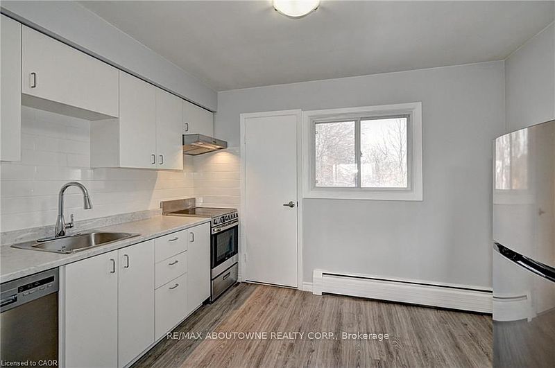 Kitchener Apartment for rent - 1 Bedroom — photo 14