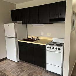 3rd image of 2800 30th St Unit 11