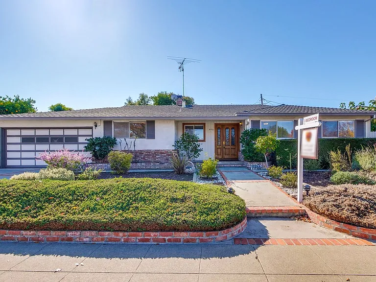 4712 Clarendon Dr — Photo 22