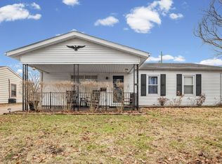 3113 Fairwood Dr, Lafayette, IN 47909