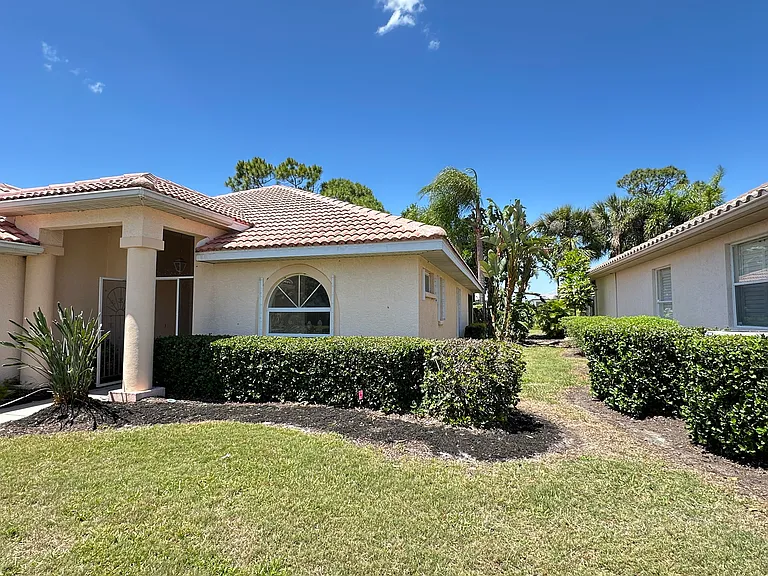 2326 Harrier Way — Photo 4