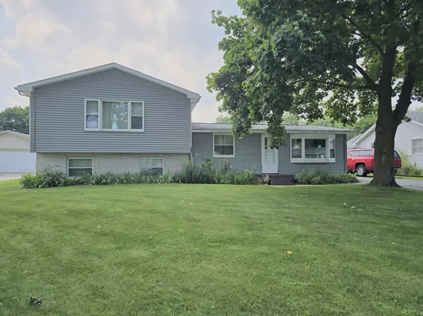 1110 Landon Ave, Winthrop Harbor, IL 60096