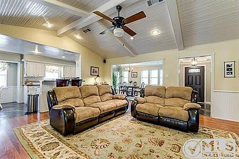 4th image of 4209 Keele Dr