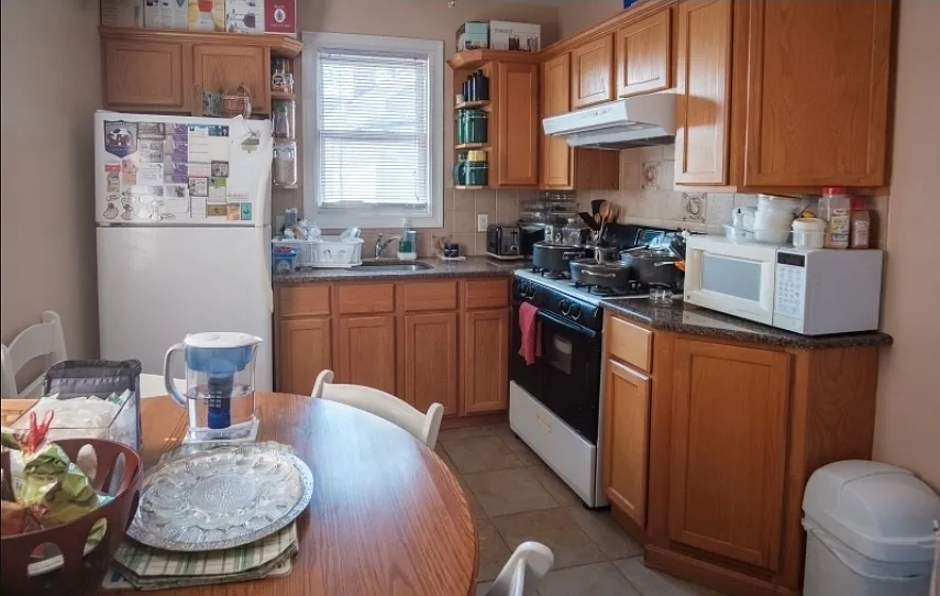 2 bed, $2,200 — Photo 3