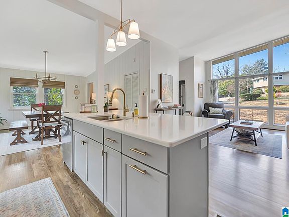 3rd image of 2205 Great Rock Rd